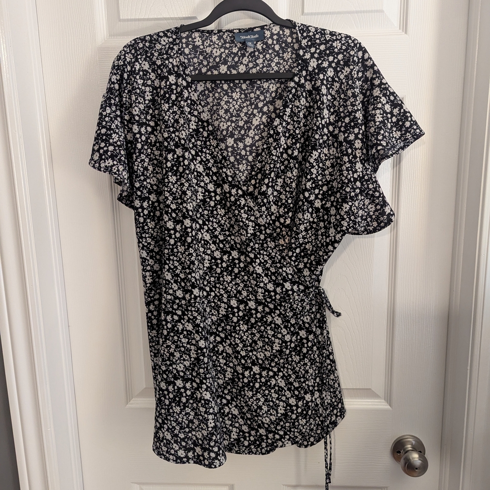 Modcloth Black and White Floral Dress